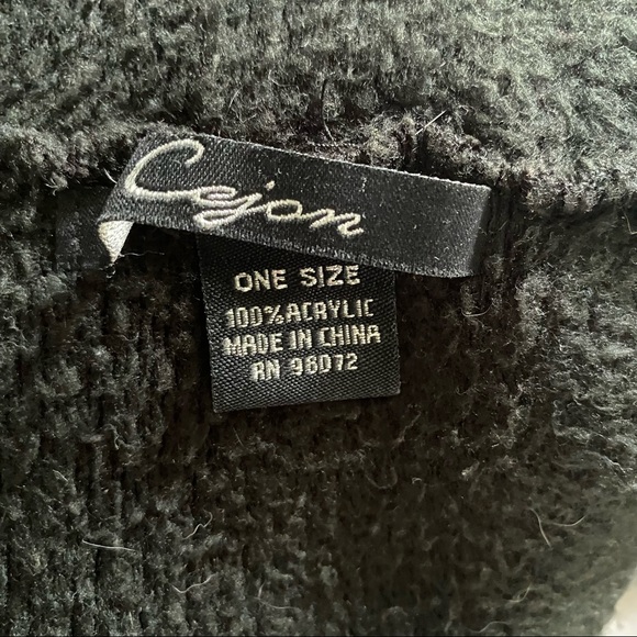 Cejon Infinity Scarf Black - Picture 2 of 2